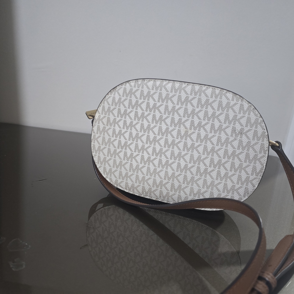 Michael Kors Monogram Cream and Tan Crossbody Bag - Picture 3 of 8